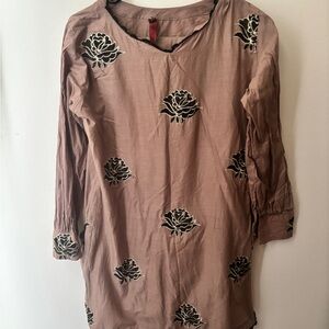 Floral Embroidered Tunic Top
